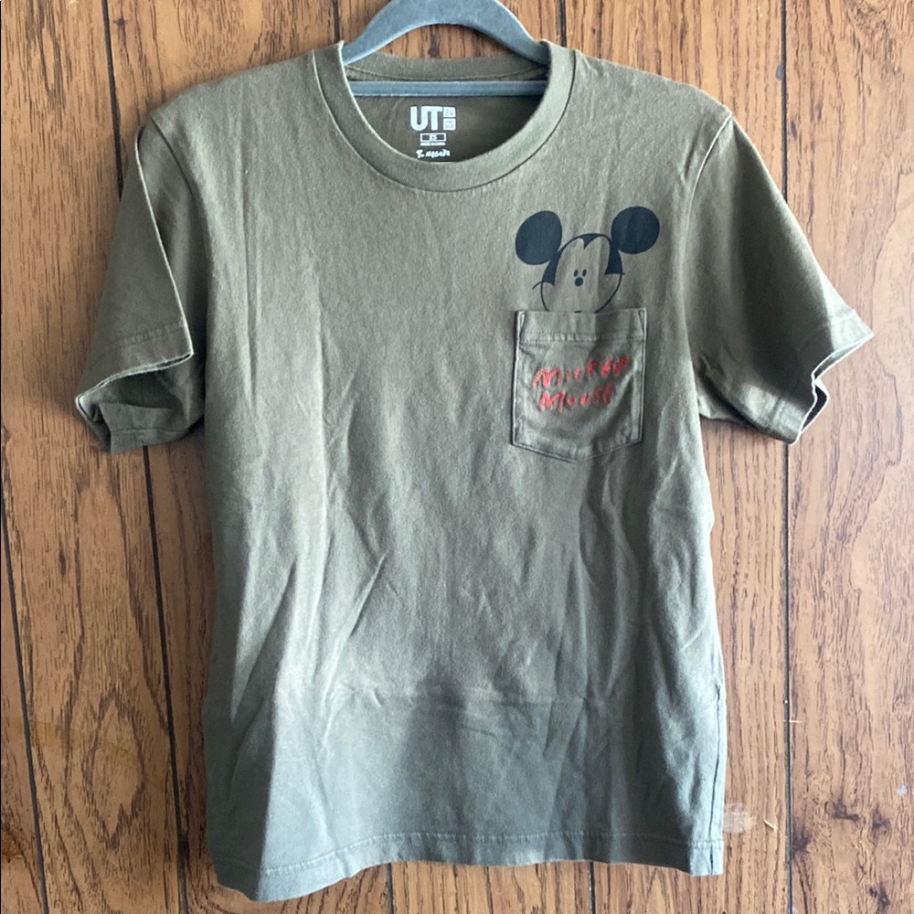 Uniqlo x  Yu Nagaba Green Short Sleeve Tee Casual Cotton